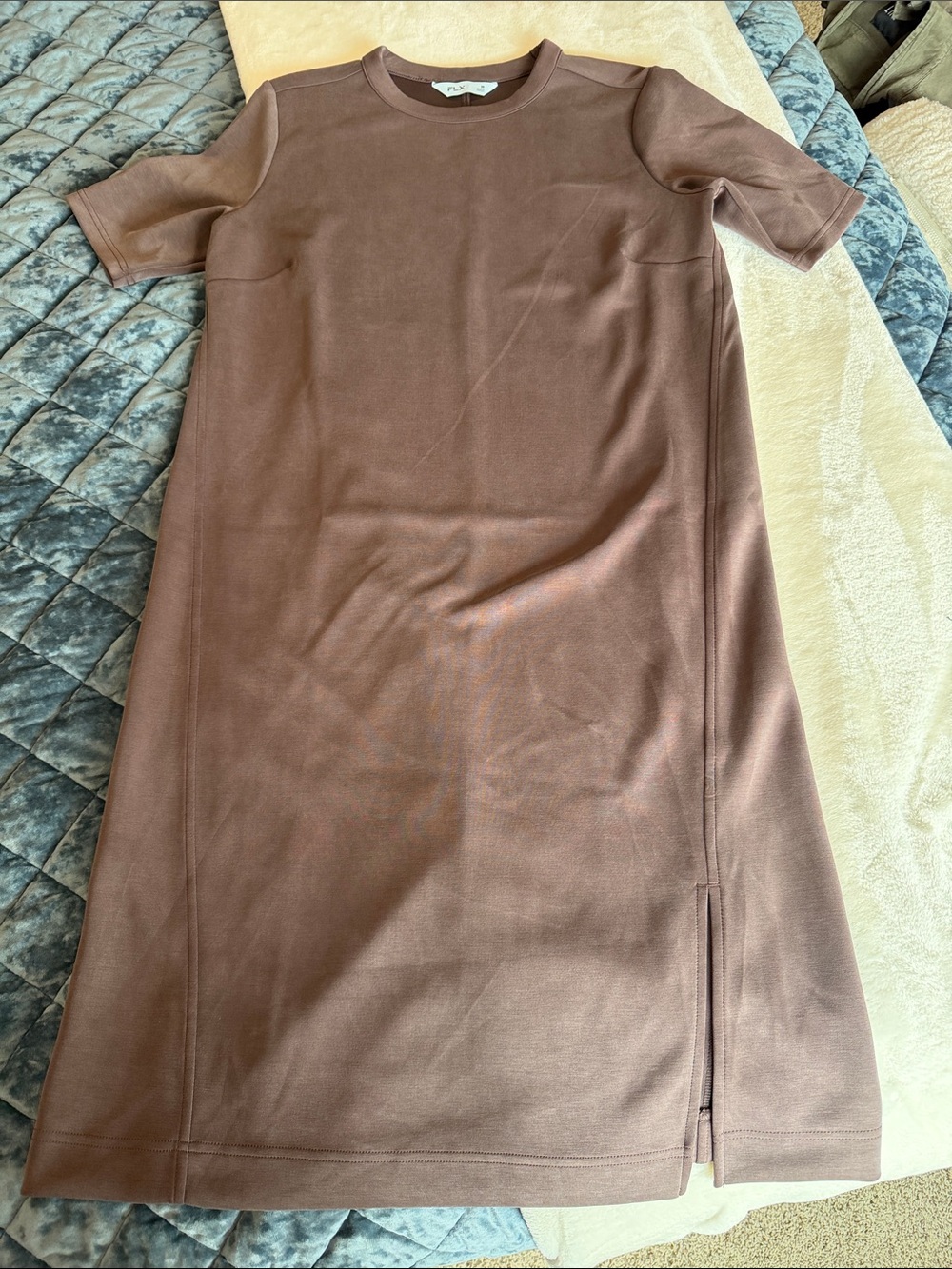 NWT FLX Women’s Brown Short-Sleeve Knit Midi Dress - M